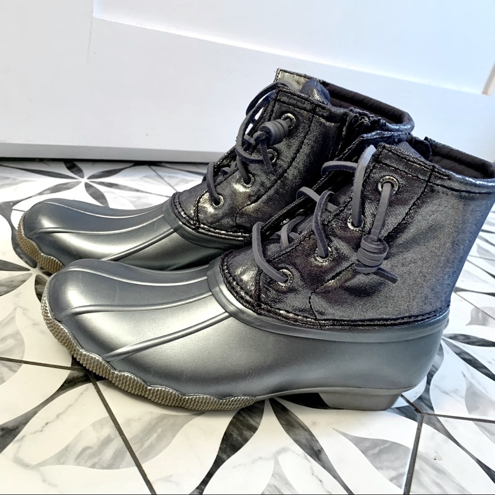 SPERRY | NWoT Metallic Saltwater Duck Boots 3 & 4